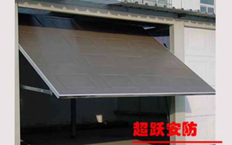 2013.6.27武警油庫選（xuǎn）用（yòng）山（shān）西超躍（yuè）翻板（bǎn）車庫門