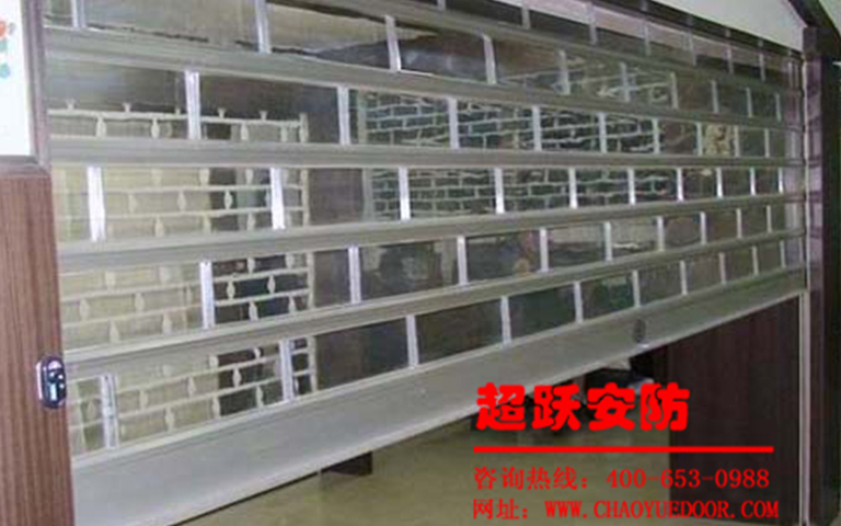 2013.11.23太原東（dōng）方紅馬（mǎ）先生選用山西超（chāo）躍水晶卷簾