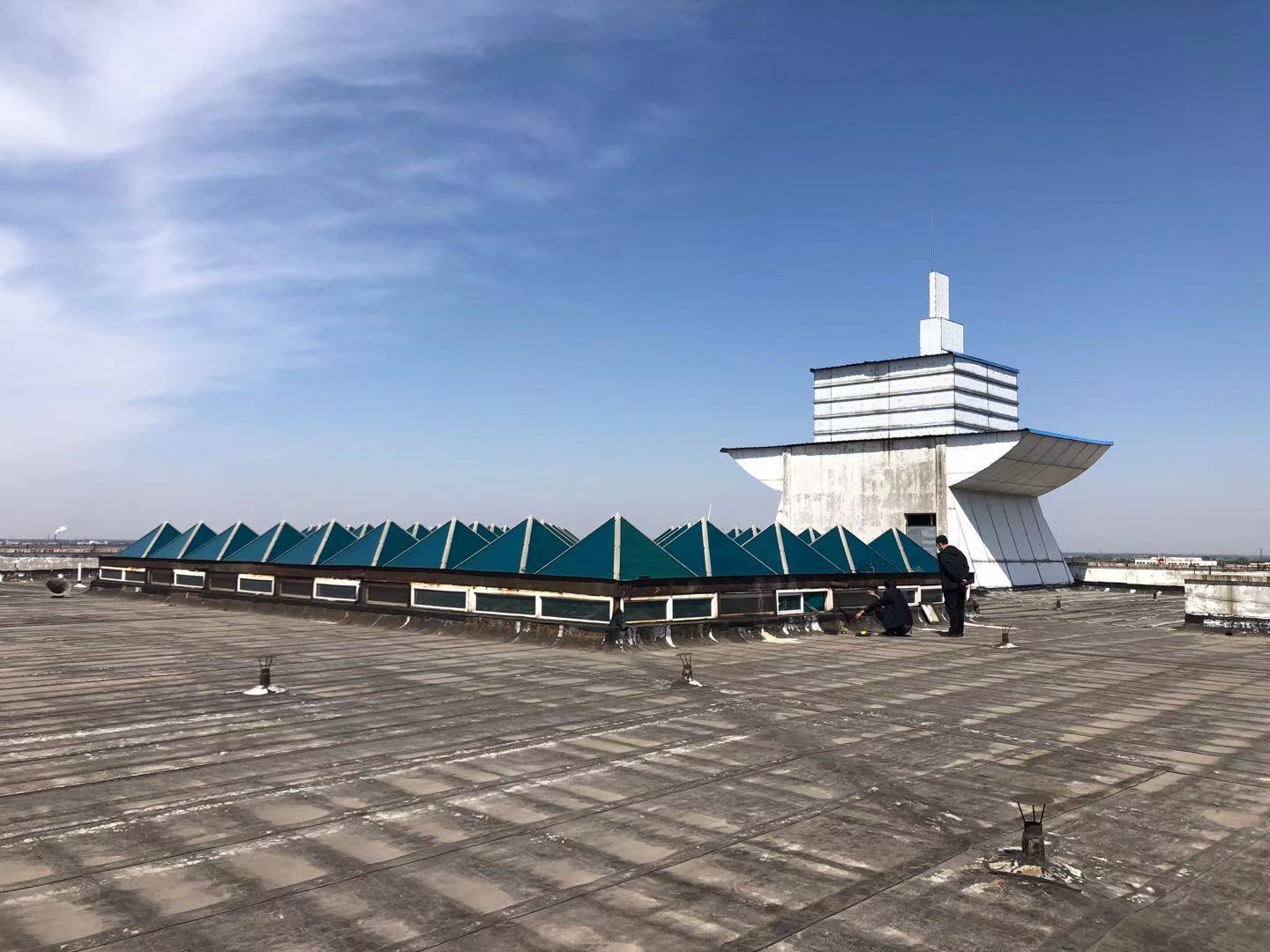 2020平遙一中玻璃頂棚工程改造前後對比